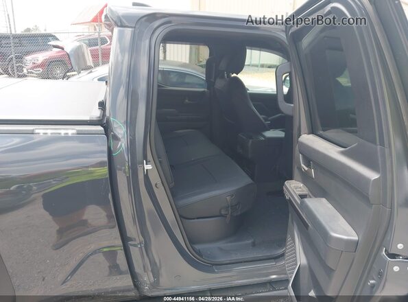 3TMLB5JN5RM063703 2024 TOYOTA TACOMA Gray Vista de la etiqueta del VIN