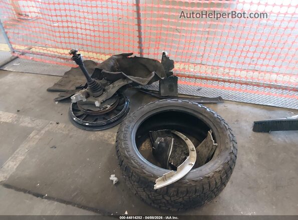 3TMLB5JNOTM221226 2026 TOYOTA TACOMA Серебряный Вид панели приборов