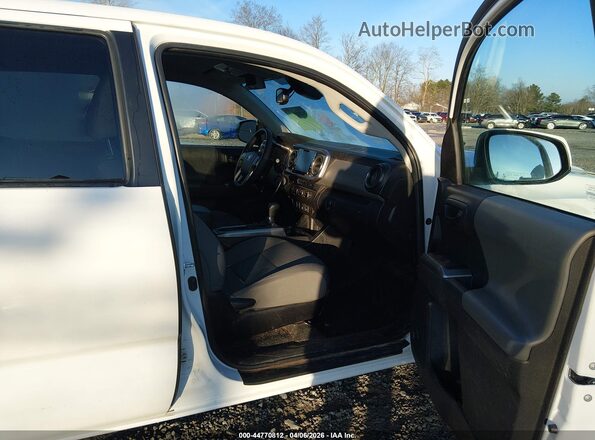 3TYCZ5AN0NT092231 2022 TOYOTA TACOMA White Widok wnętrza z przodu