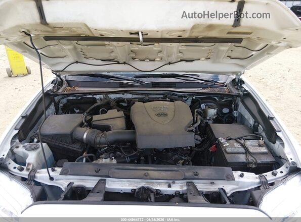 3TYDZ5BN8PT019775 2023 TOYOTA TACOMA White 