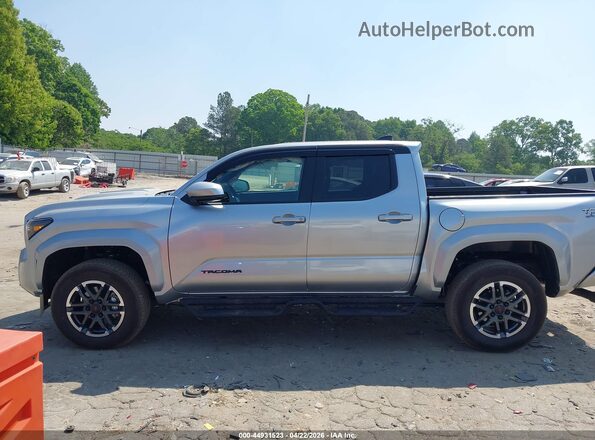 3TYKB5FN5ST030571 2025 TOYOTA TACOMA Silver 360 interior view