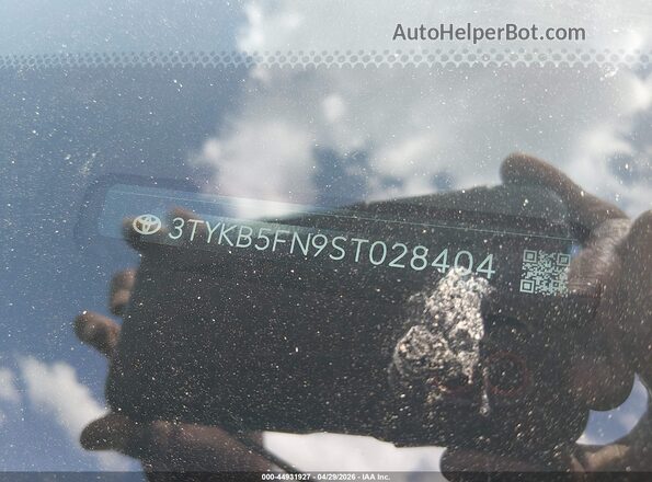 3TYKB5FN9ST028404 2025 TOYOTA TACOMA Gray 