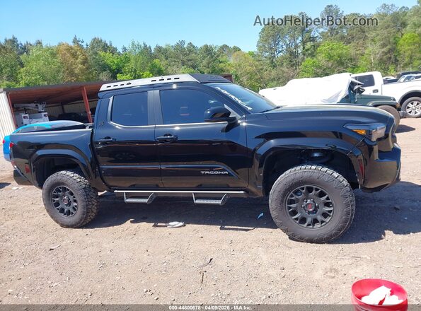 3TYLB5JN4RT019793 2024 TOYOTA TACOMA Black Սալոնի հետևի տեսք