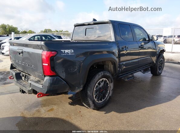 3TYLC5LN1TT053918 2026 TOYOTA TACOMA HYBRID Gray Trasero derecho