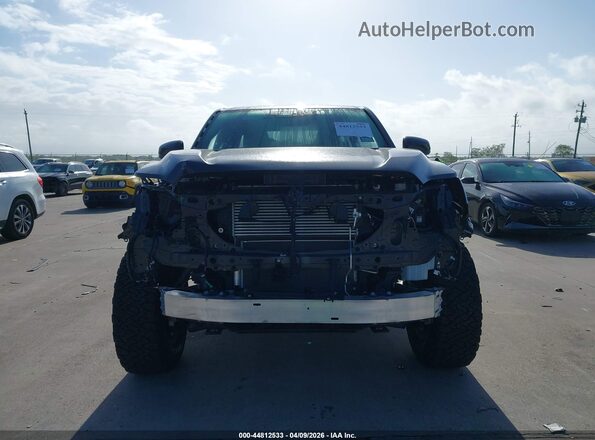 3TYLC5LN2ST028914 2025 TOYOTA TACOMA HYBRID Gray Vista interior trasera