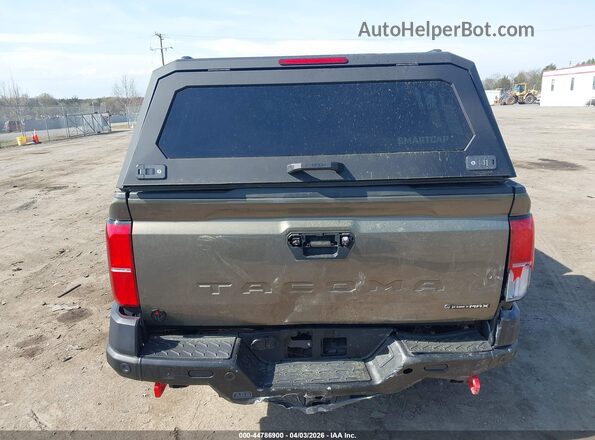 3TYLC5LN9ST033916 2025 TOYOTA TACOMA HYBRID Gray Դիմացի տեսք