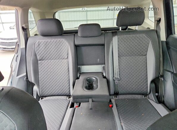 3VV0B7AX7MM028039 2021 VOLKSWAGEN TIGUAN Black Vista de los asientos traseros