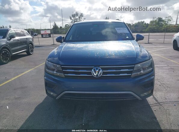 3VV1B7AX0JM028643 2018 VOLKSWAGEN TIGUAN Blue Instrument cluster view