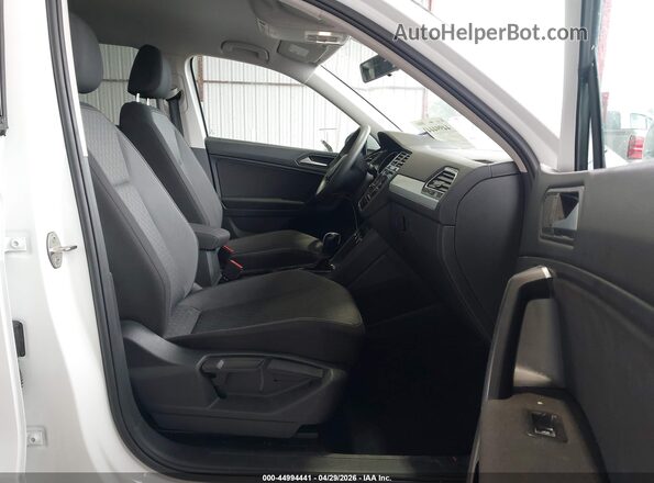 3VV1B7AX3MM014465 2021 VOLKSWAGEN TIGUAN White Widok wnętrza z przodu