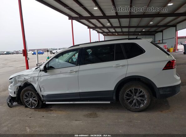 3VV1B7AX3MM014465 2021 VOLKSWAGEN TIGUAN White Widok wnętrza 360 stopni