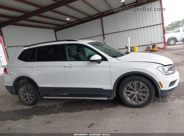3VV1B7AX3MM014465 2021 VOLKSWAGEN TIGUAN White Widok wnętrza z tyłu