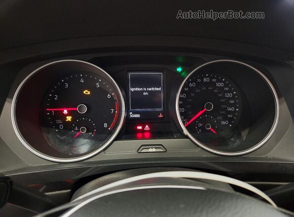 3VV1B7AX4LM163336 2020 VOLKSWAGEN TIGUAN Silver Instrument cluster view