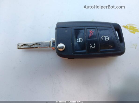 3VV1B7AX6JM028601 2018 VOLKSWAGEN TIGUAN Orange Widok deski rozdzielczej