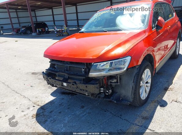 3VV1B7AX6JM028601 2018 VOLKSWAGEN TIGUAN Orange Widok z przodu