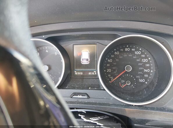 3VV1B7AX6MM054944 2021 VOLKSWAGEN TIGUAN Gray Вид задніх сидінь