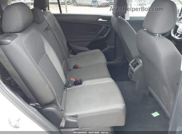 3VV1B7AX6MM073266 2021 VOLKSWAGEN TIGUAN White VIN კოდის სტიკერის ხედი