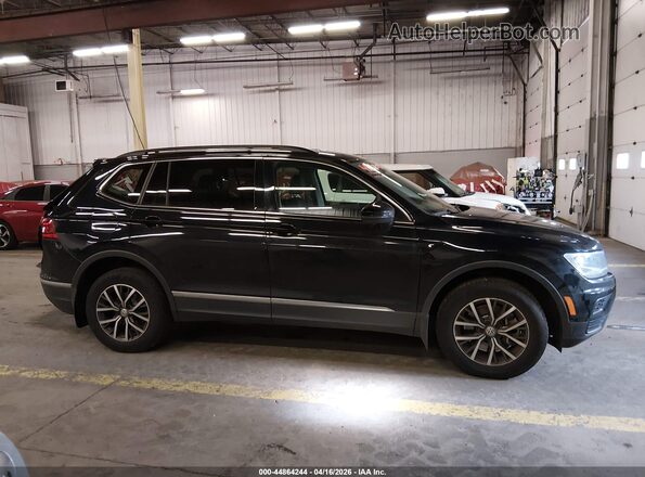 3VV2B7AX0LM058183 2020 VOLKSWAGEN TIGUAN Black Rear interior view