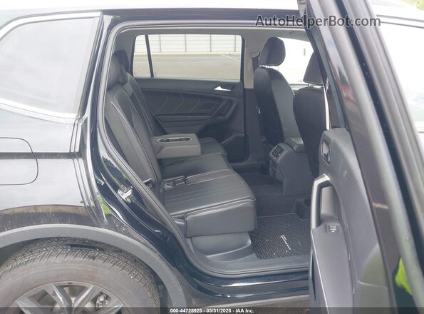 3VV2B7AX3RM187513 2024 VOLKSWAGEN TIGUAN Black 
