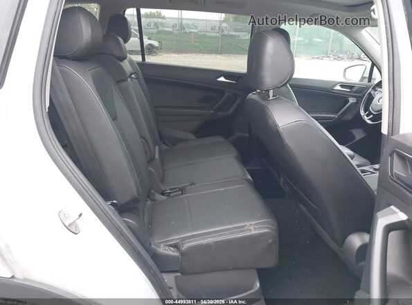 3VV2B7AX4JM067157 2018 VOLKSWAGEN TIGUAN White 