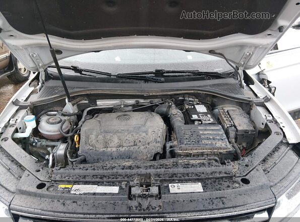 3VV2B7AX5JM028206 2018 VOLKSWAGEN TIGUAN Белый Вид сзади