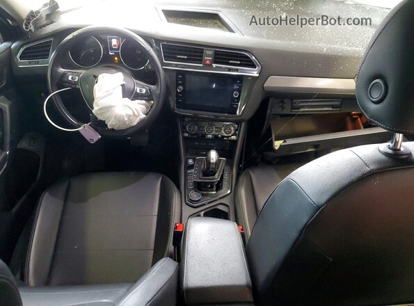 3VV2B7AX6JM066110 2018 VOLKSWAGEN TIGUAN Blue Vista del salpicadero