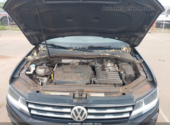 3VV2B7AX6JM088284 2018 VOLKSWAGEN TIGUAN Black Widok z tyłu