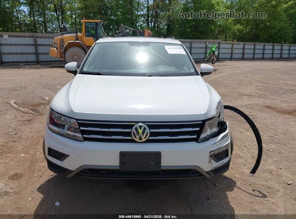 3VV2B7AX7JM198406 2018 VOLKSWAGEN TIGUAN White Widok zestawu wskaźników