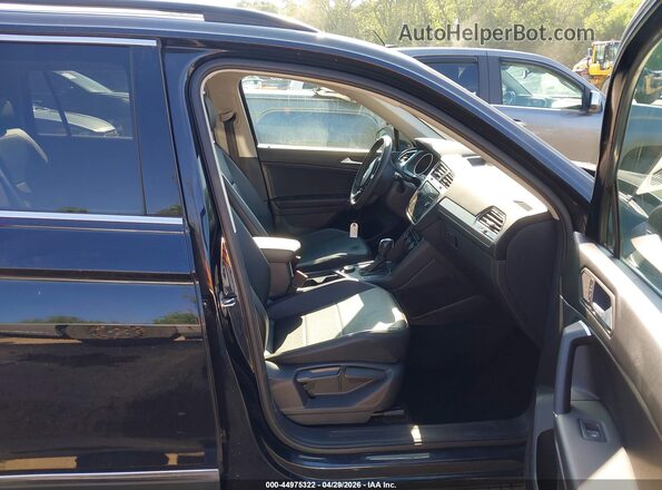 3VV2B7AX7LM156045 2020 VOLKSWAGEN TIGUAN Black Вид салону спереду