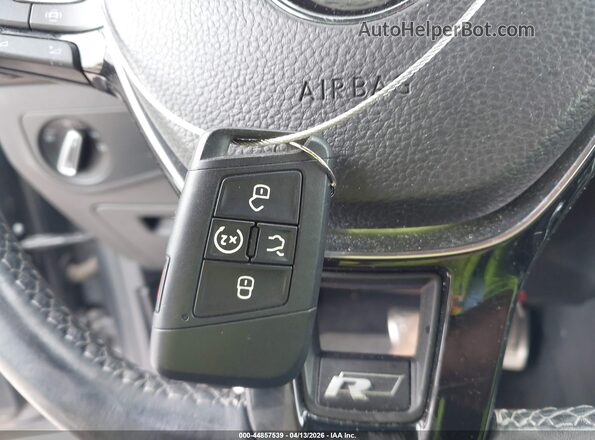 3VV2B7AX8KM097781 2019 VOLKSWAGEN TIGUAN Gray Vista del salpicadero