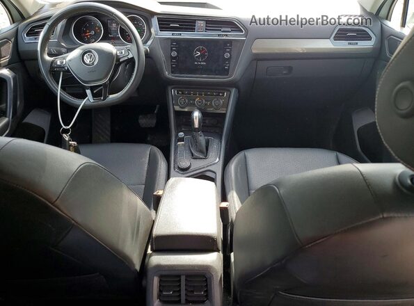3VV2B7AX8MM010321 2021 VOLKSWAGEN TIGUAN Белый Вид панели приборов