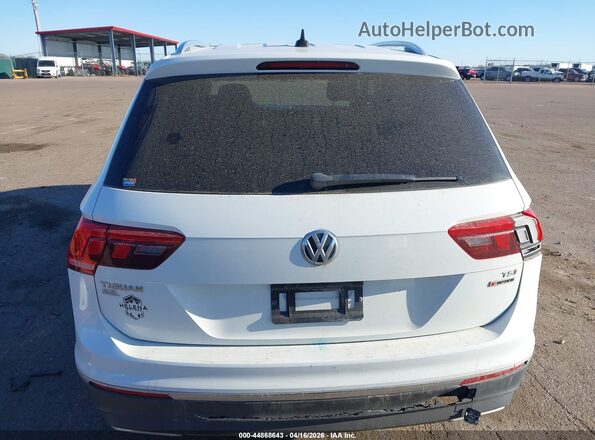 3VV2B7AXXJM037726 2018 VOLKSWAGEN TIGUAN Белый 
