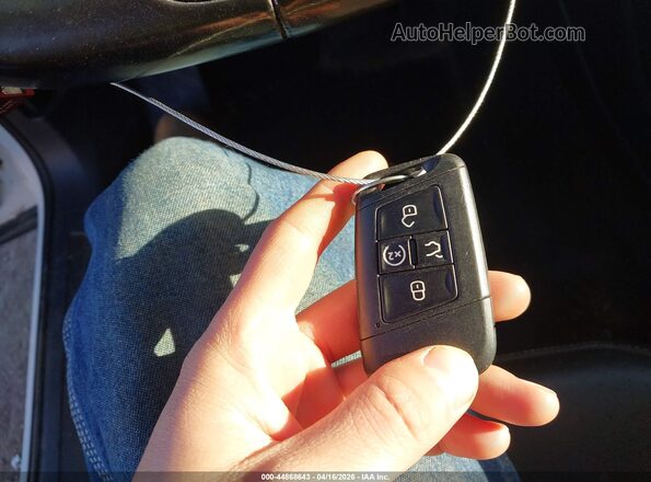 3VV2B7AXXJM037726 2018 VOLKSWAGEN TIGUAN Белый 