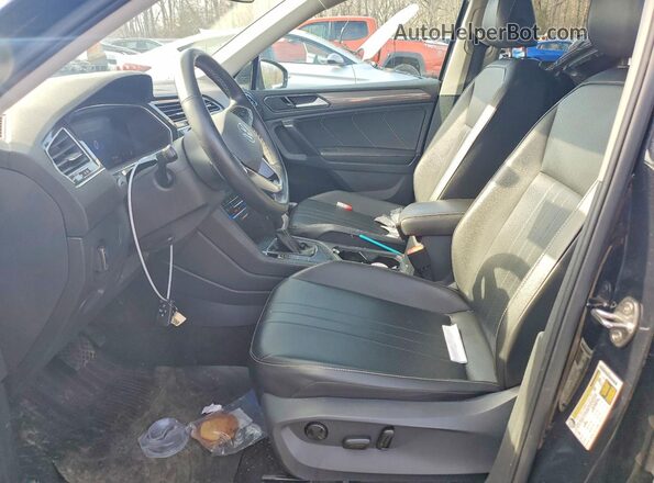 3VV3B7AX0NM084516 2022 VOLKSWAGEN TIGUAN Black Vista interior delantera