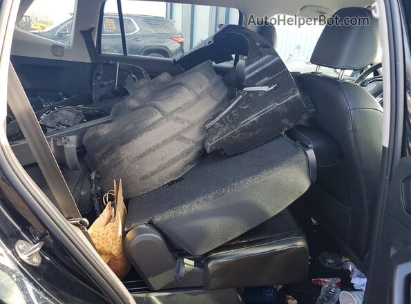 3VV3B7AX0NM084516 2022 VOLKSWAGEN TIGUAN Black Vista interior trasera