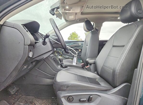 3VV3B7AX1JM007938 2018 VOLKSWAGEN TIGUAN Green Front interior view