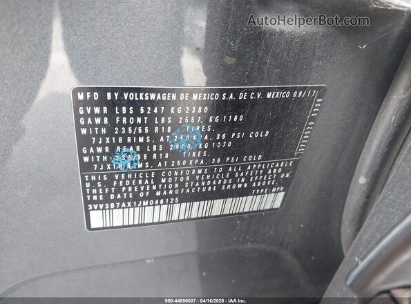 3VV3B7AX1JM046125 2018 VOLKSWAGEN TIGUAN Blue Вид підкапотного простору