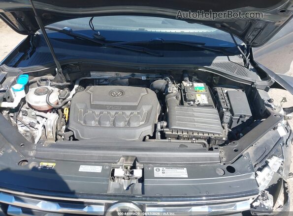 3VV3B7AX1LM081556 2020 VOLKSWAGEN TIGUAN Gray 