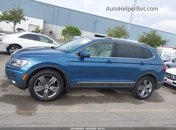 3VV3B7AX3LM006101 2020 VOLKSWAGEN TIGUAN Blue 360 interior view