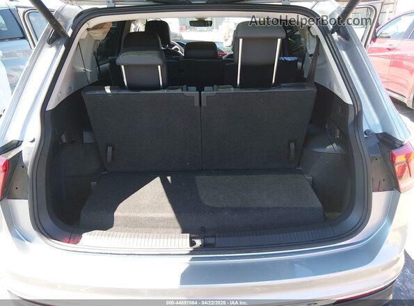 3VV3B7AX3NM080685 2022 VOLKSWAGEN TIGUAN Silver 