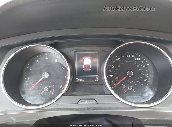 3VV3B7AX4KM049084 2019 VOLKSWAGEN TIGUAN White Widok tylnych siedzeń