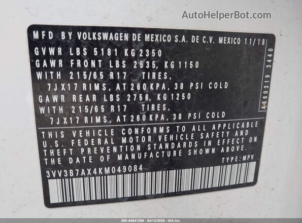 3VV3B7AX4KM049084 2019 VOLKSWAGEN TIGUAN White Widok komory silnika