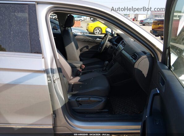 3VV3B7AX5LM107026 2020 VOLKSWAGEN TIGUAN Silver Vista interior delantera