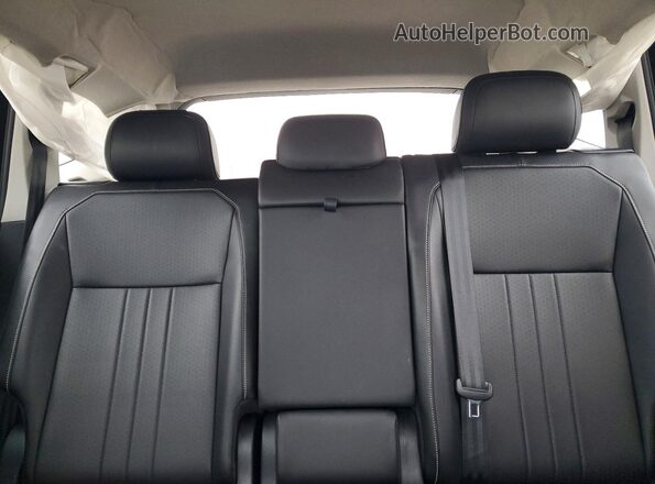 3VV3B7AX8RM127912 2024 VOLKSWAGEN TIGUAN Черный Вид задних сидений