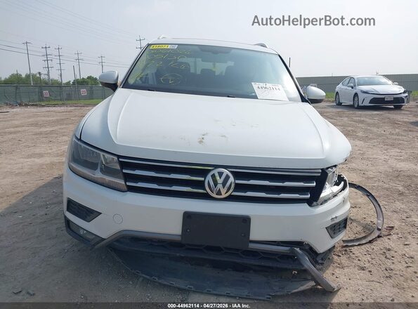 3VV3B7AX9JM005130 2018 VOLKSWAGEN TIGUAN White ხელსაწყოთა პანელის ხედი