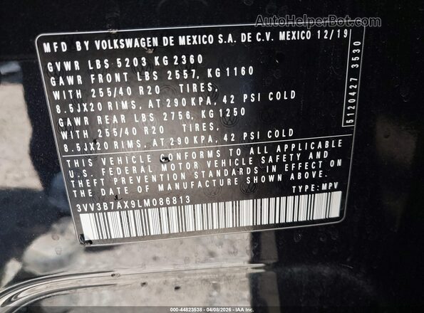 3VV3B7AX9LM086813 2020 VOLKSWAGEN TIGUAN Black ძრავის განყოფილების ხედი