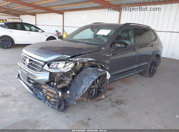 3VV8B7AX1NM102964 2022 VOLKSWAGEN TIGUAN Серый Передняя левая четверть