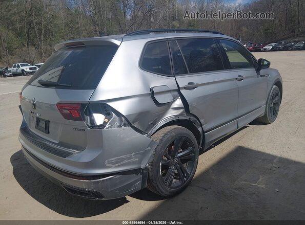 3VV8B7AX7PM032857 2023 VOLKSWAGEN TIGUAN Серебряный Вид спереди