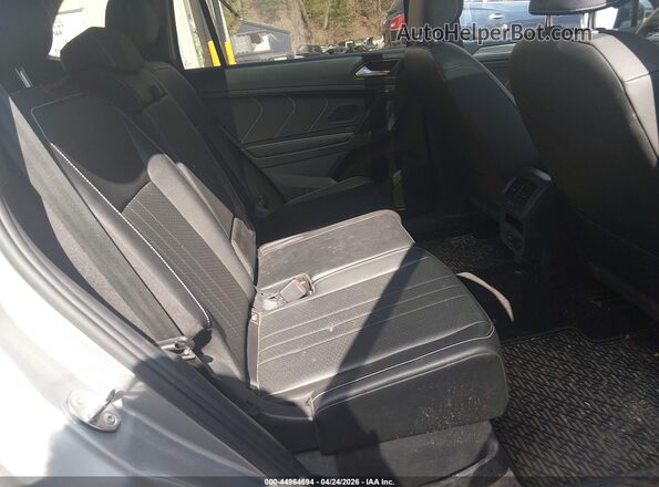 3VV8B7AX7PM032857 2023 VOLKSWAGEN TIGUAN Серебряный Вид наклейки с VIN-кодом
