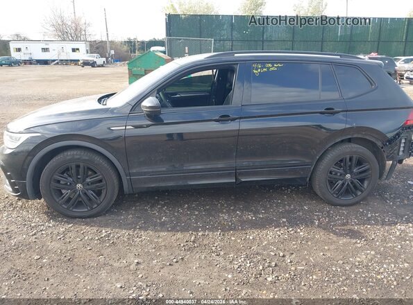 3VVCB7AX6NM014051 2022 VOLKSWAGEN TIGUAN Black Widok wnętrza 360 stopni