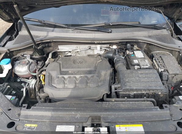 3VVCB7AX6NM014051 2022 VOLKSWAGEN TIGUAN Black Widok z tyłu